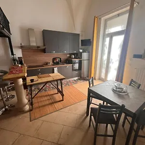 La Nuotatrice , Lecce Italia